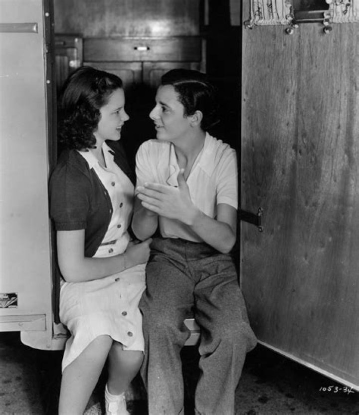 Freddie Bartholomew Net Worth