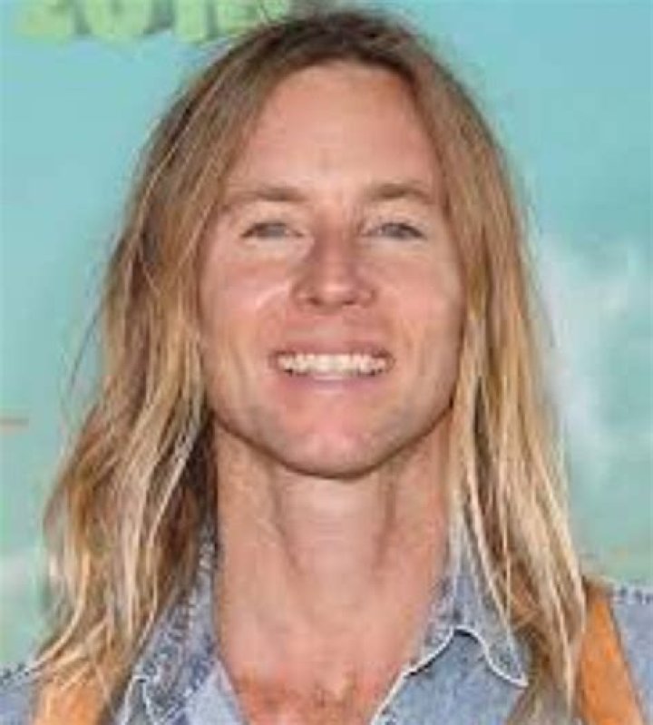 Greg Cipes Net Worth