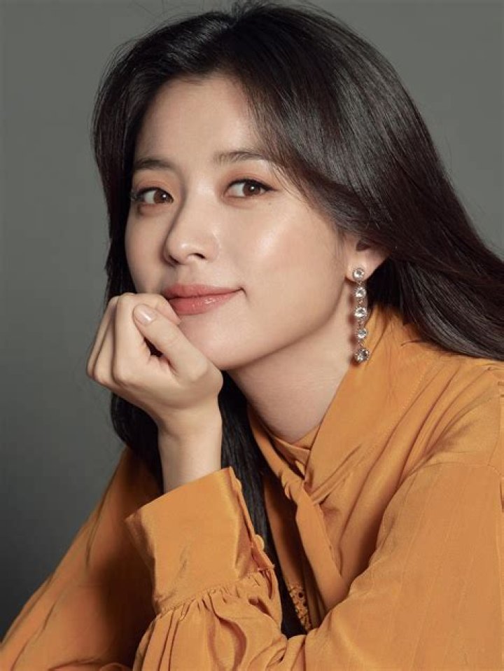 Han Hyo-joo Height, Weight, Body Measurements, Bra Size, Shoe Size