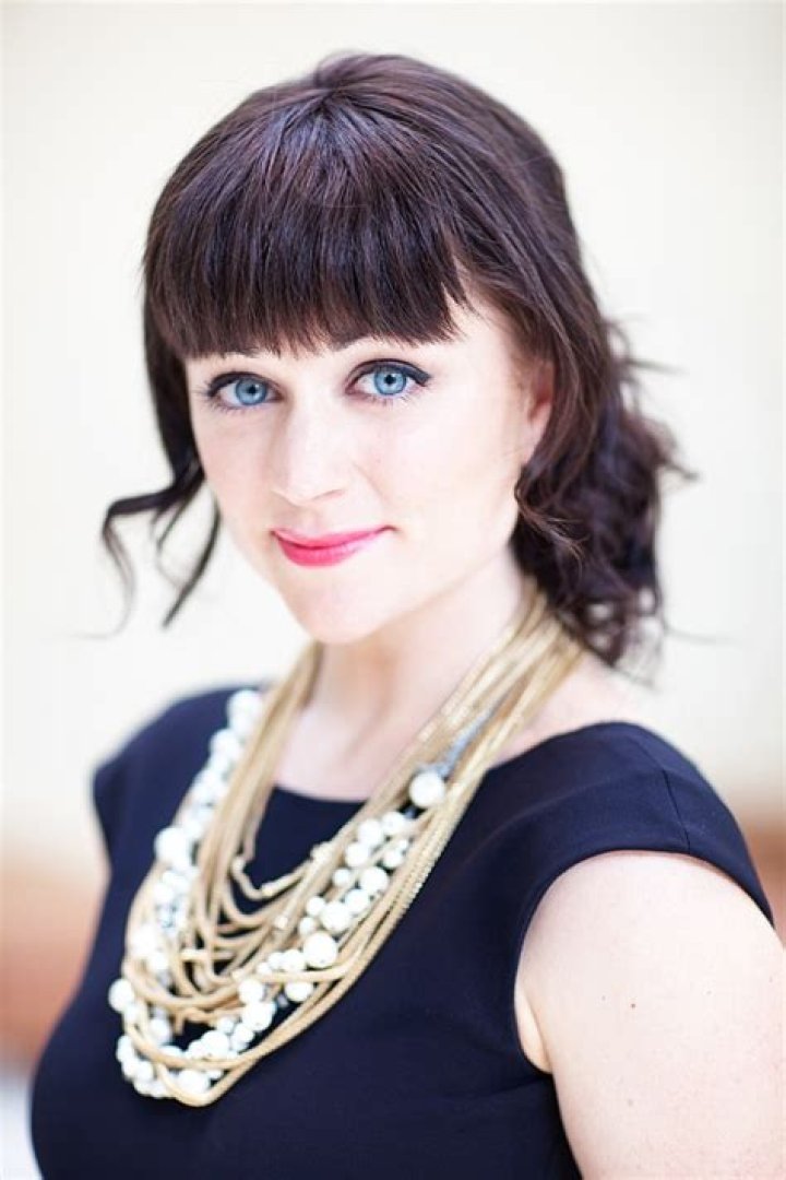 Hilary Rushford Net Worth