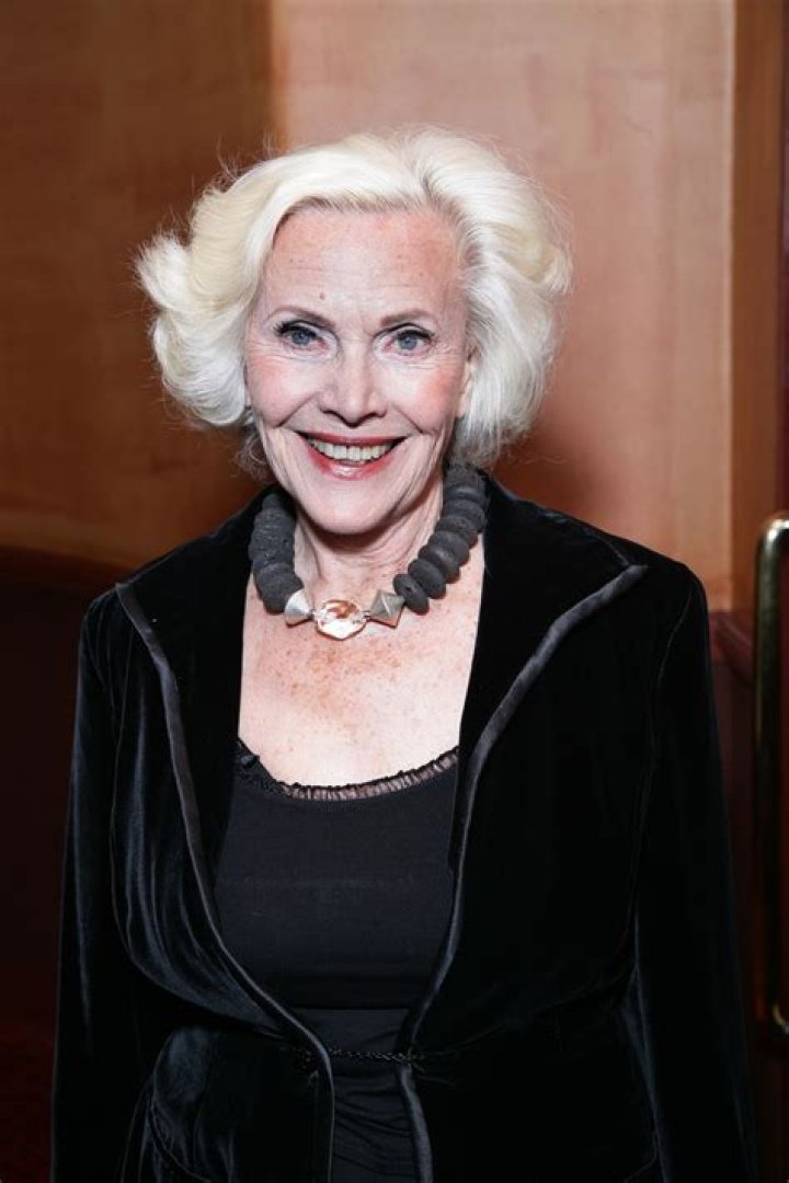 Honor Blackman Net Worth