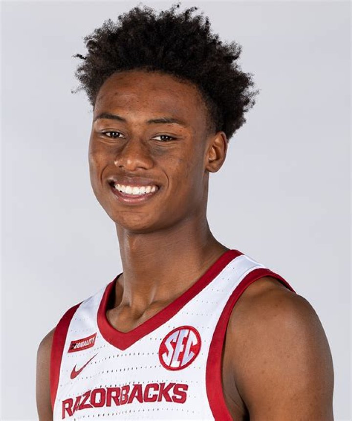 
How Old Is Jaxson Robinson From Arkansas Razorbacks? His Parents And Wikipedia Details Explored 