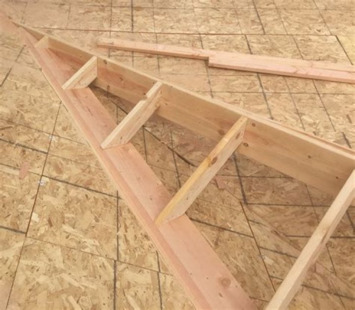 How to cut valley rafters
