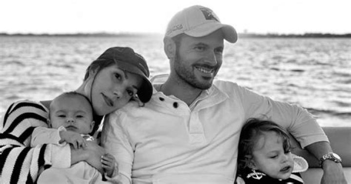 
Icesis Couture Partner: Who Is She Dating Now? Family And Net Worth 