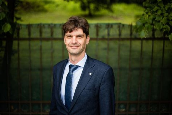 Ignas Vegele Net Worth