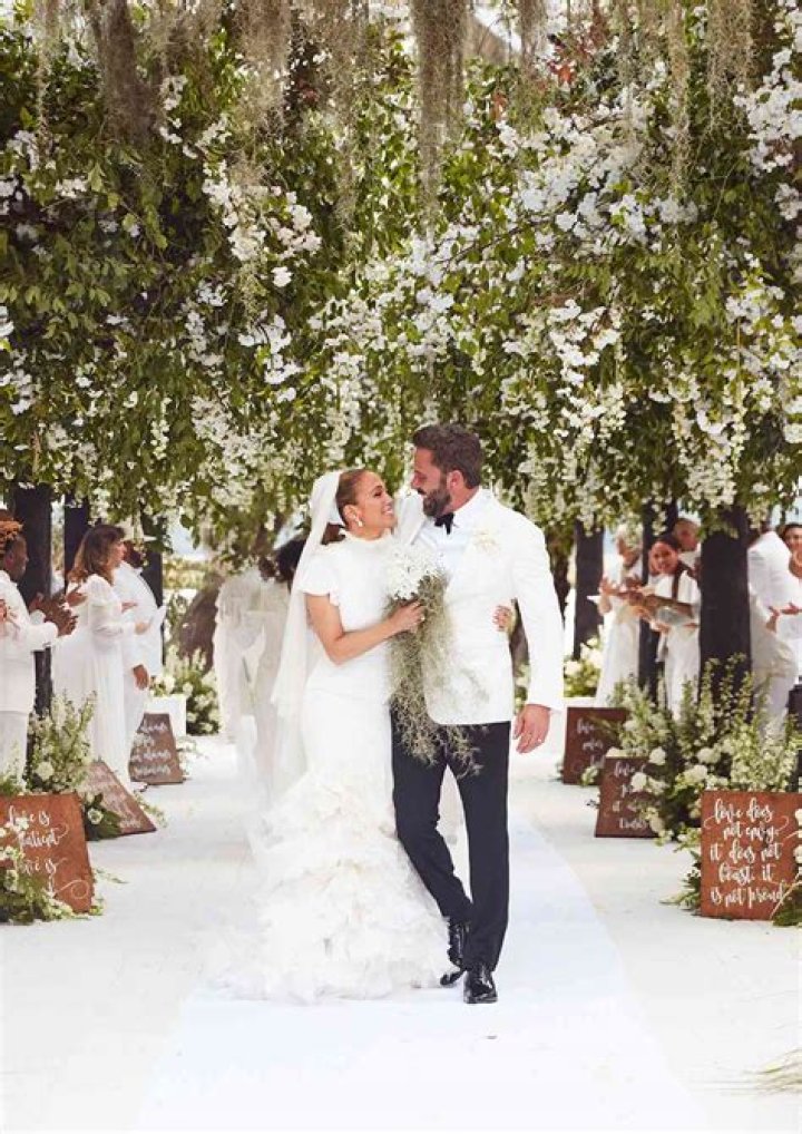 
Inside Jennifer Lopez And Ben Affleck’s Georgia Wedding: All Guests Wear White, A Firework Display & More 