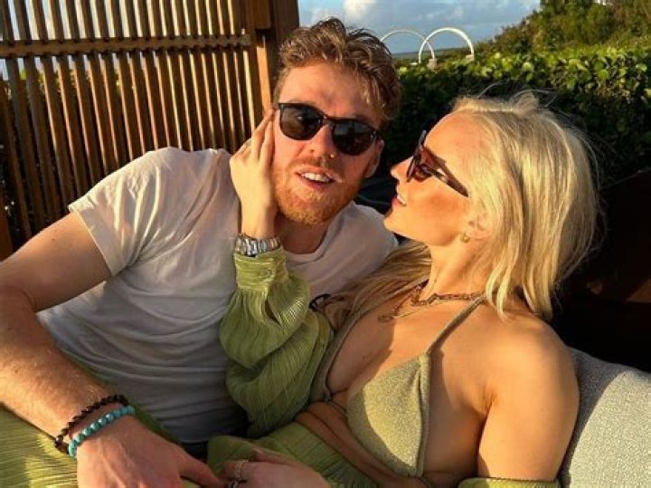 
Internet Is Furious Over Connor Mcdavid Cheating Allegations Against His Girlfriend Lauren Kyle 