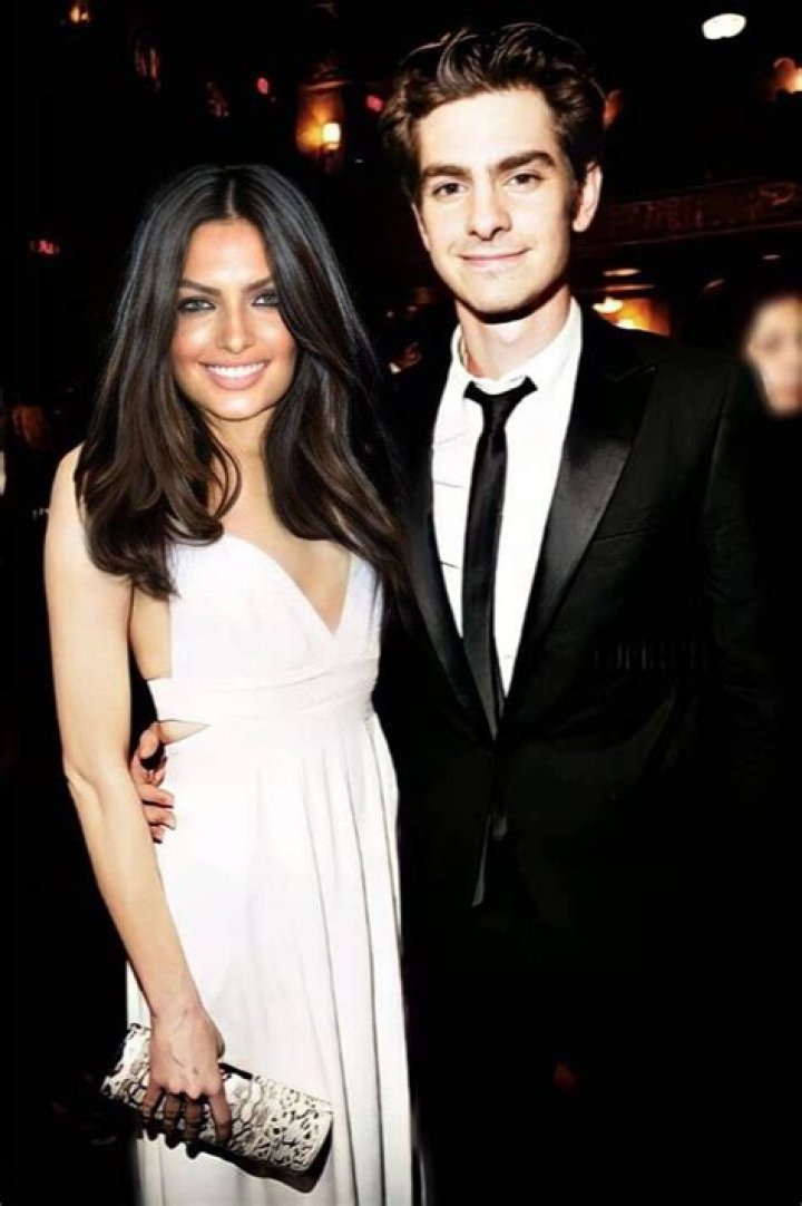 
Is Andrew Garfield Married? His Biography, Age, Girlfriend, Dating and Family 