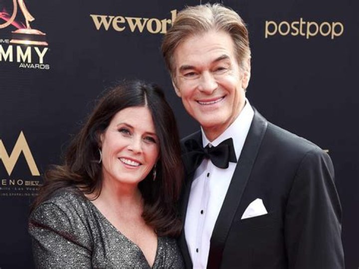 
Is Dr Oz Shot Dead? Dr Mehmet Oz Death Cause – Age Wife And Net Worth 2022 
