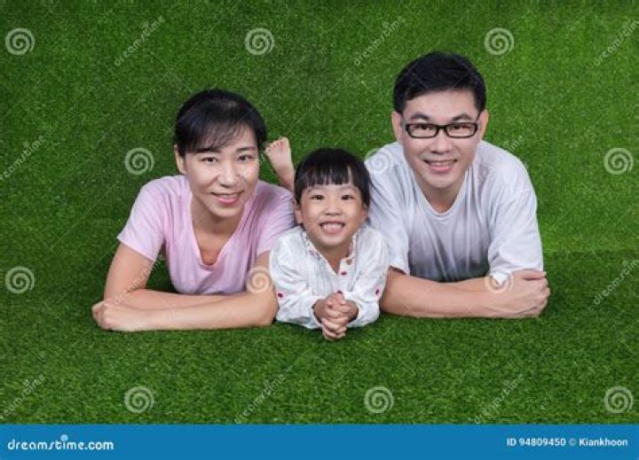 
Is Nicole Shanahan Asian? Chinese Parents And Ex Husband Details, What Is Her Religion? 