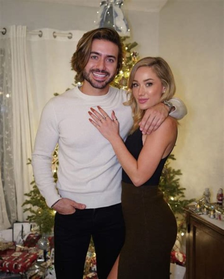 Jenny Costa Net Worth