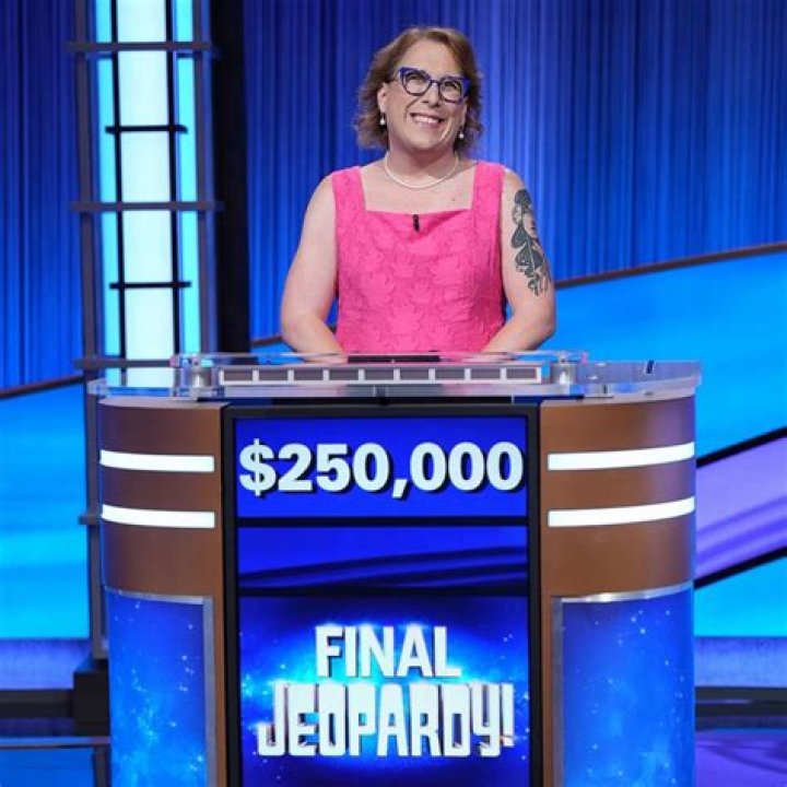 Jeopardy: Who Is Amy Schneider Girlfriend Genevieve Davis? Is She Married?