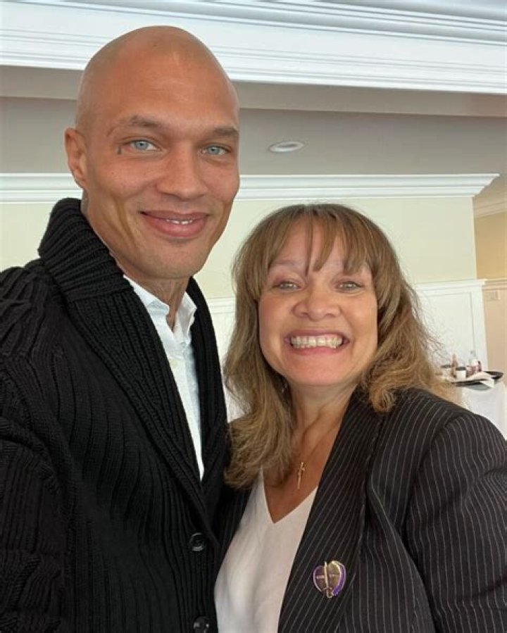 Jeremy Meeks Model Bio: Brother, Wife, Kids & Net Worth