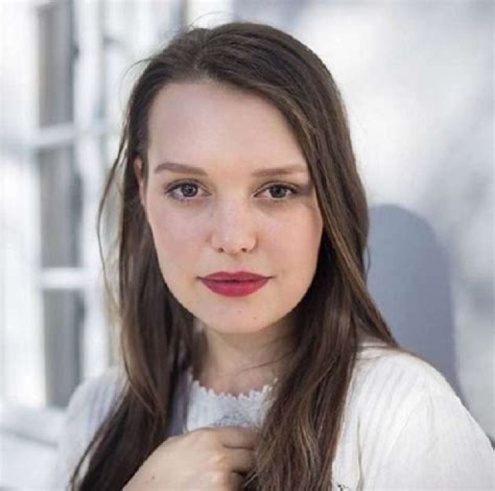 Jessica Laura Sutton Height, Weight, Net Worth, Age, Birthday, Wikipedia, Who, Instagram, Biography