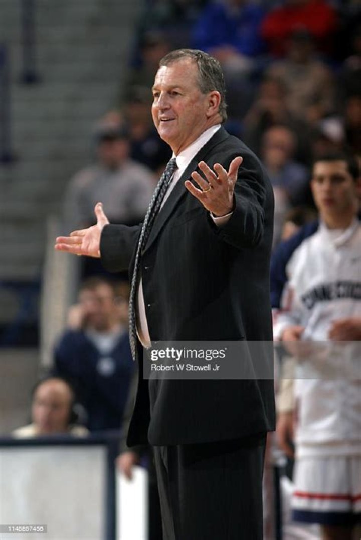 Jim Calhoun