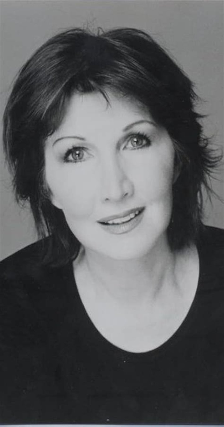Joanna Gleason