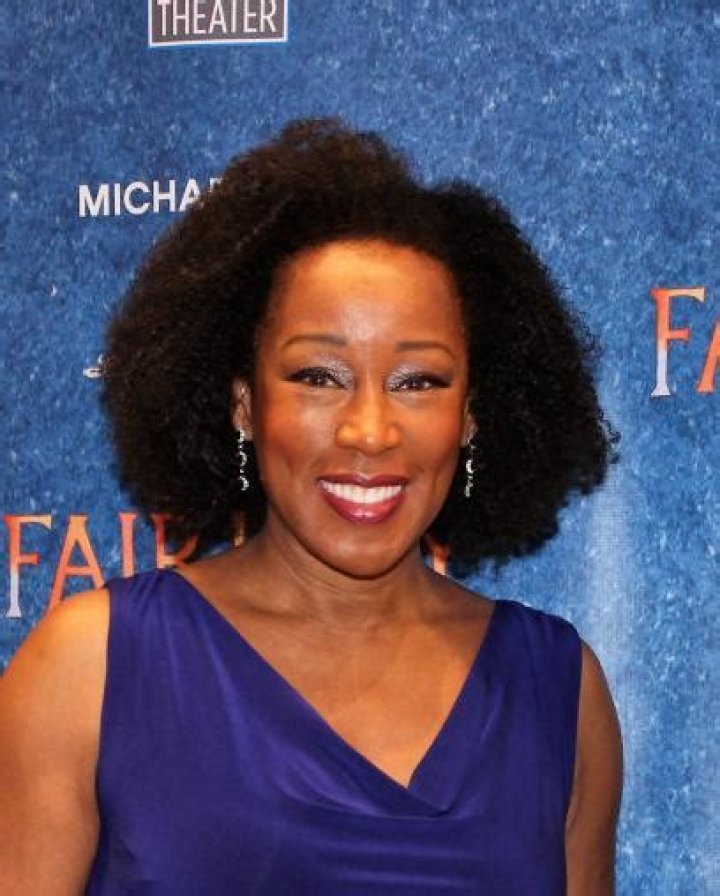 JoAnna Rhinehart Net Worth