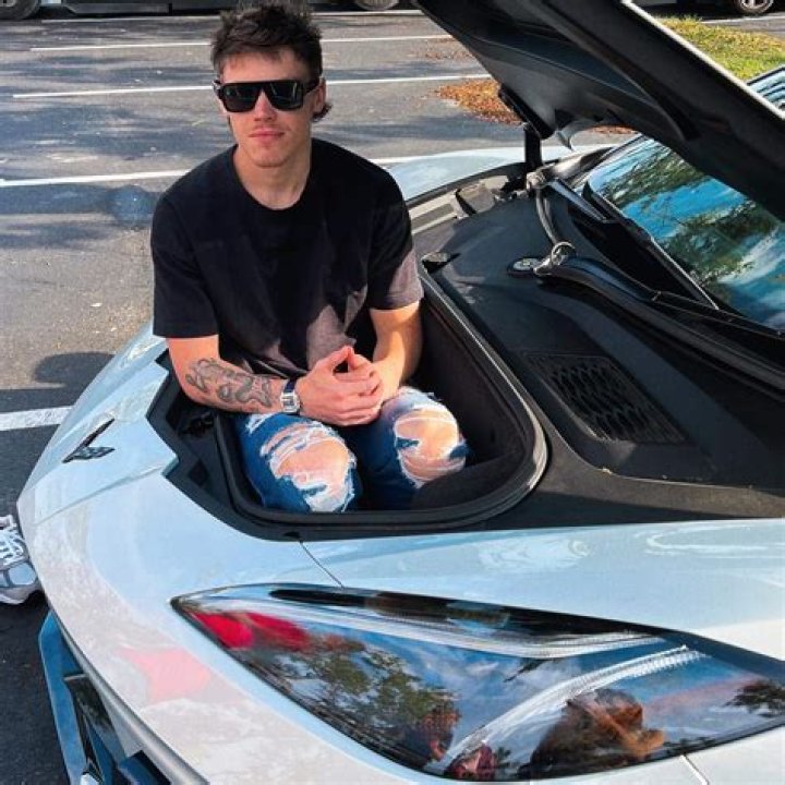 Johnny Steele Net Worth