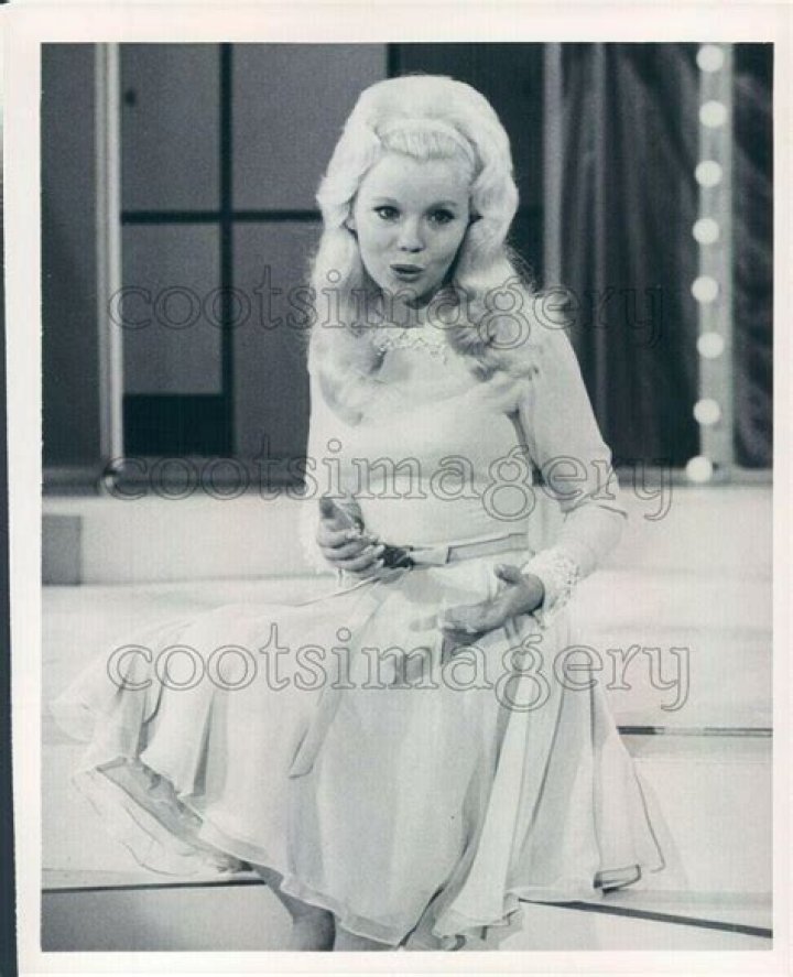 Judi Rolin Net Worth