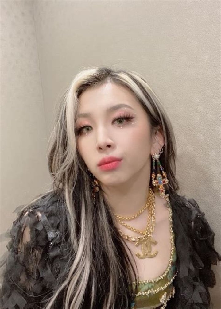 
Jung Ji-woo Height, Weight, Net Worth, Age, Birthday, Wikipedia, Who, Nationality, Biography 