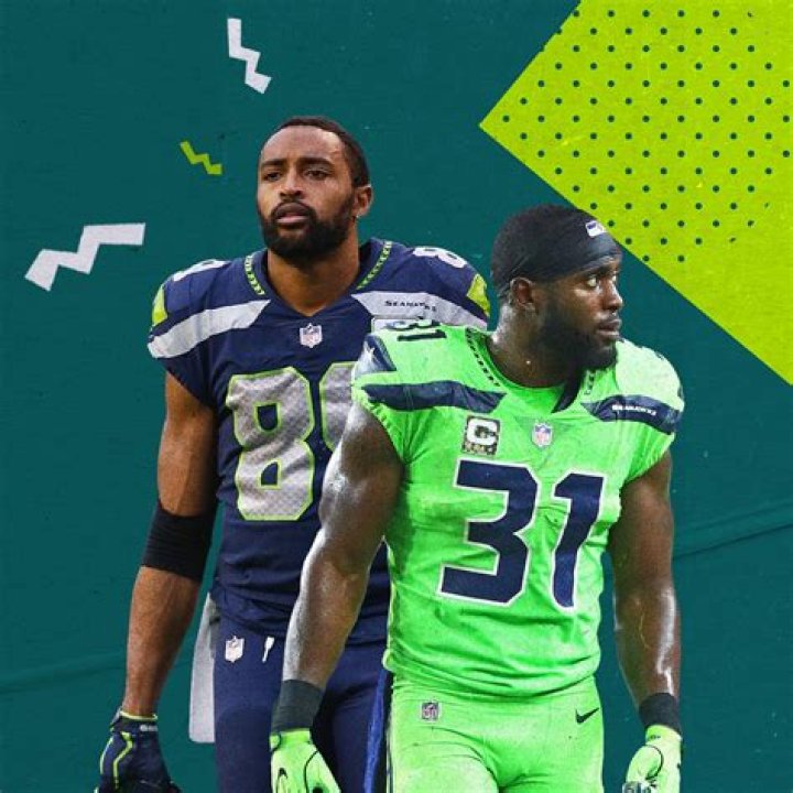 Kam Chancellor – Bio, Facts, Wiki, Net Worth, Age, Seattle Seahawks, NFL, Injury, Retire, Doug Baldwin, Richard Sherman, Contract, Stats, Wife, Jersey