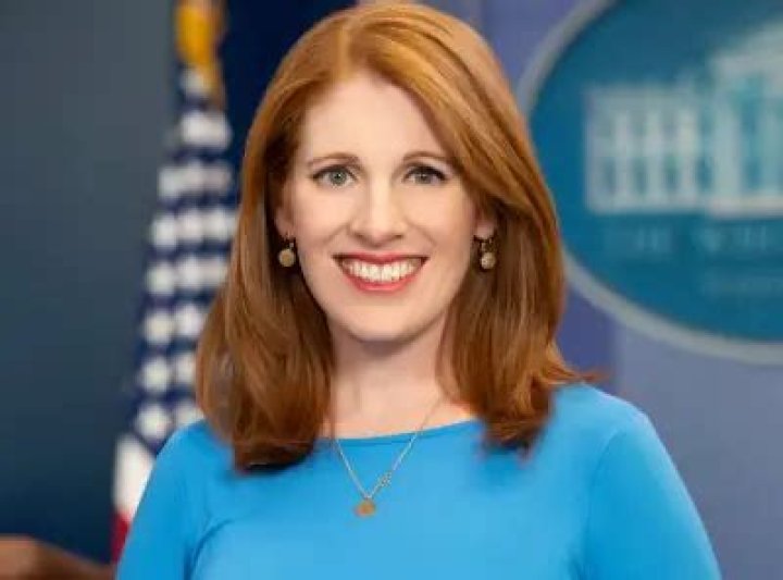 
Karen Travers Height, Weight, Net Worth, Age, Birthday, Wikipedia, Who, Instagram, Biography 