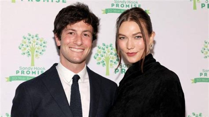 Karlie Kloss Husband, Net Worth, Parents, Family, Age, Height