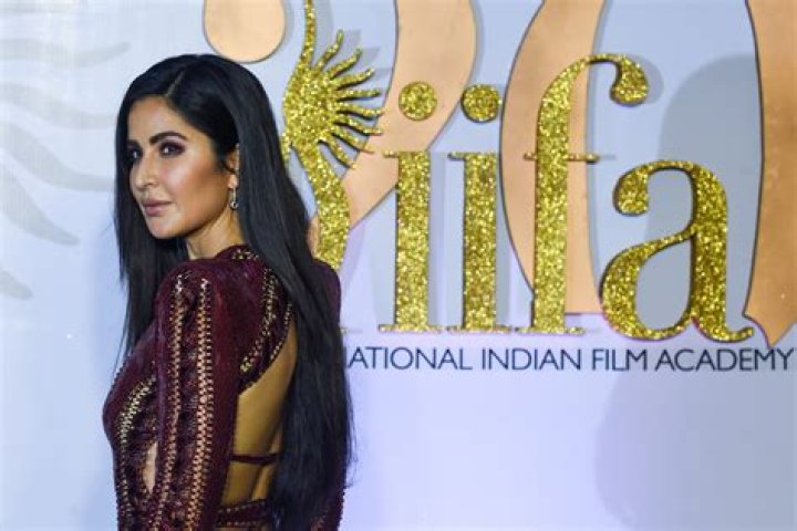 Katrina Kaif Height, Weight, Net Worth, Age, Birthday, Wikipedia, Who, Nationality, Biography