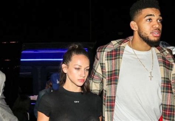 Kawahine Andrade Dating History, Boyfriend, Net Worth, Salary, Age, Height, Wiki-Bio