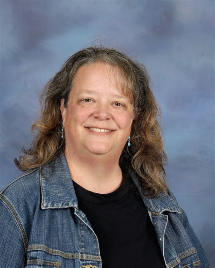 Kelly Holleman Net Worth