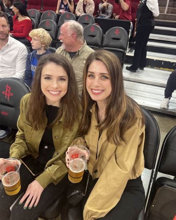 Kelly Siegler Height, Weight, Net Worth, Age, Birthday, Wikipedia, Who, Nationality, Biography