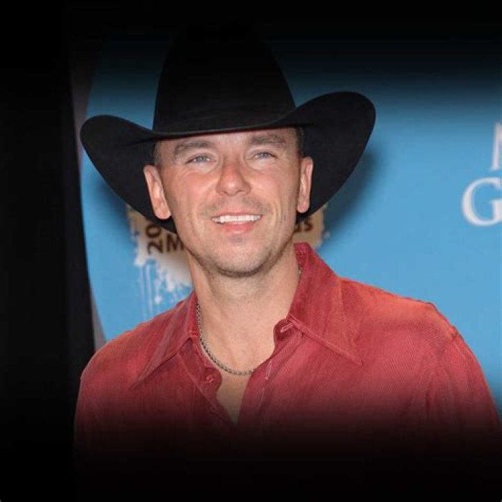 Kenny Chesney Net Worth: How Rich is the Singer?