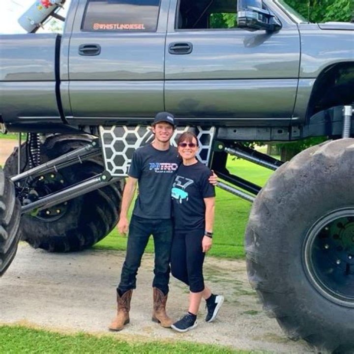 Kody West Age, Wiki, Biography Birthday, Height, Instagram, Girlfriend, Net Worth