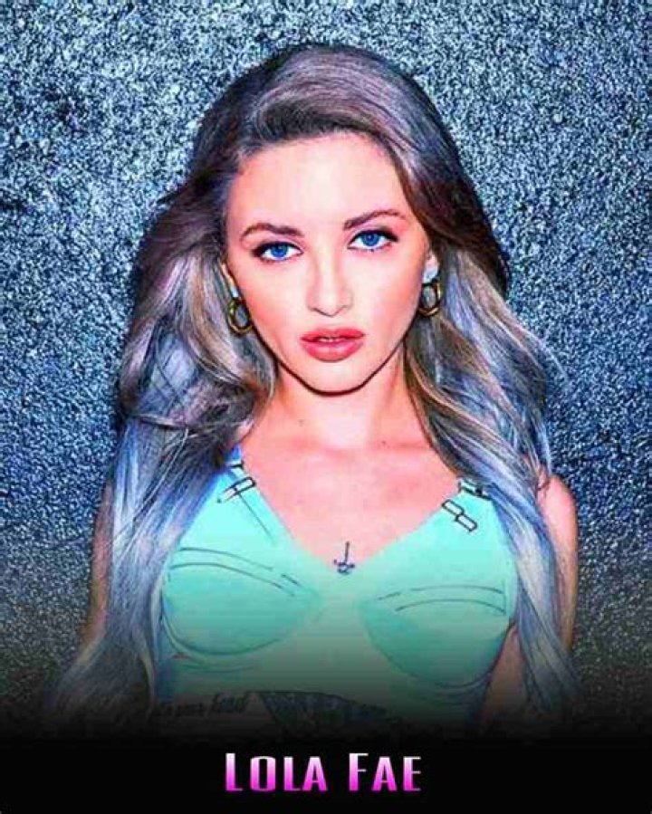 Lauren Groff Bio, Wiki, Age, Height, Husband, Children, Family, Books, Author and Net Worth