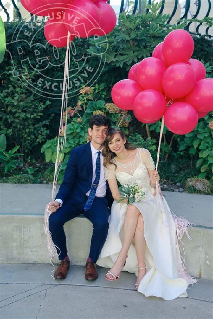 Lauren Lapkus Married, Dating, Divorce, Career, Wiki-Bio, Age, Net Worth