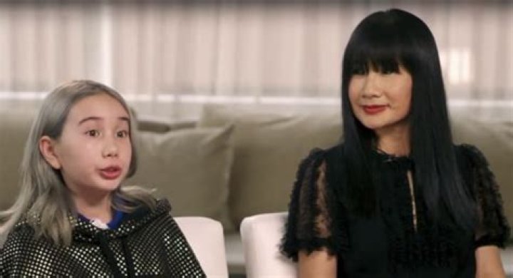 Married, Husband, Kids, Net worth, Family, Height, Wiki