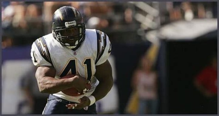 Lorenzo Neal Net Worth