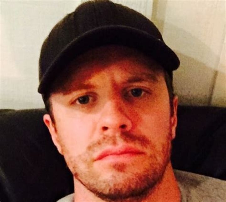 Luke Mably Height, Weight, Net Worth, Age, Birthday, Wikipedia, Who, Instagram, Biography