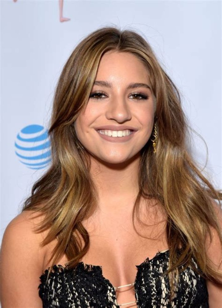 Mackenzie Ziegler Height, Weight, Measurements, Bra Size, Shoe Size