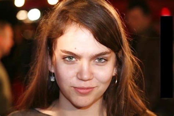 Maïlys Amrous Net Worth