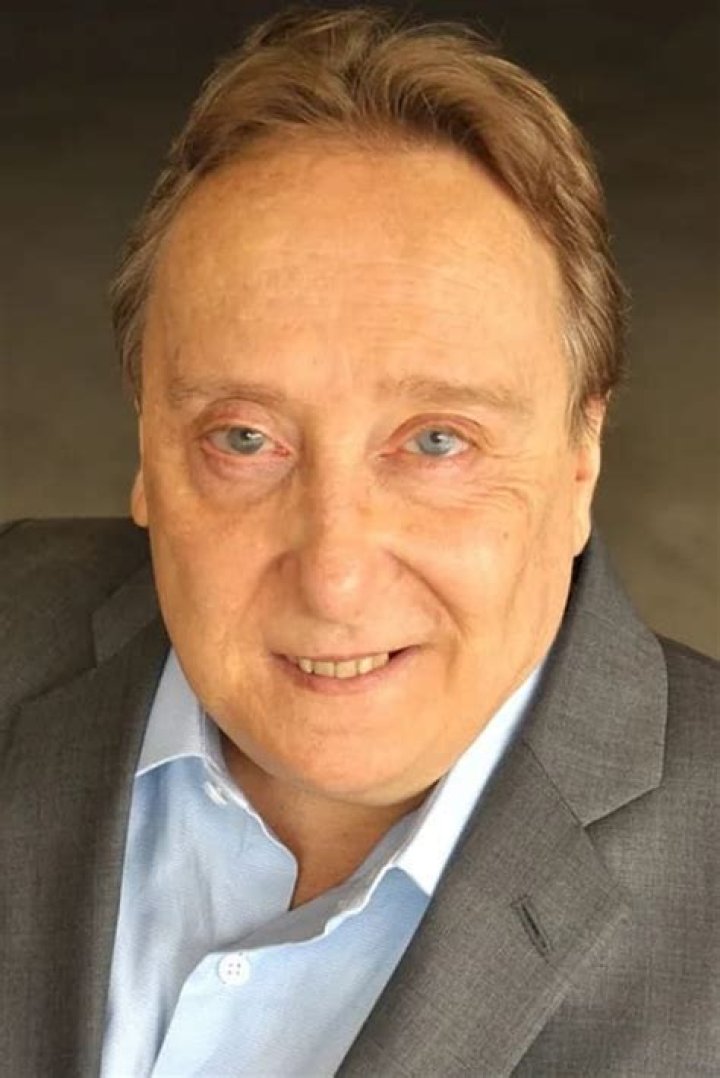 Michael Lee Gogin Net Worth