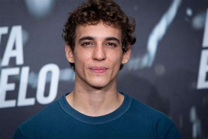 Miguel Herrán Wiki Bio, Age, Girlfriend, Net Worth, Money Heist And Movies And TV Shows.