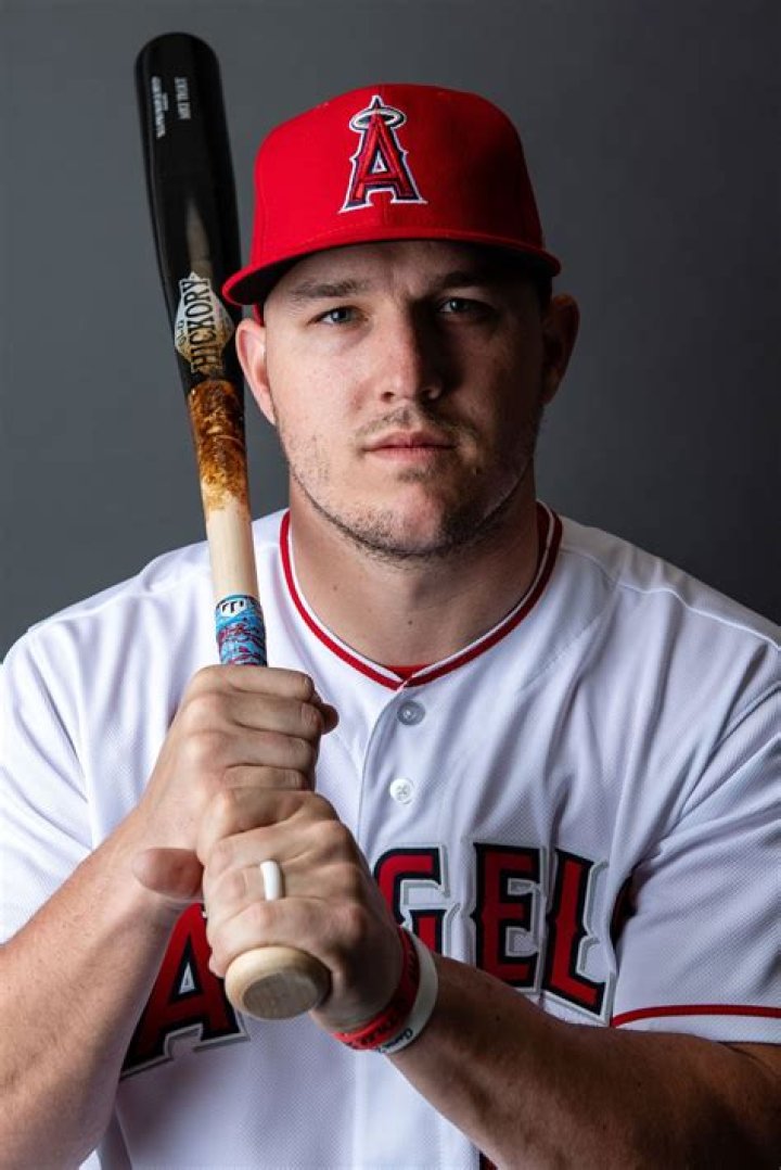 Mike Trout Height, Weight, Body Measurements, Shoe Size