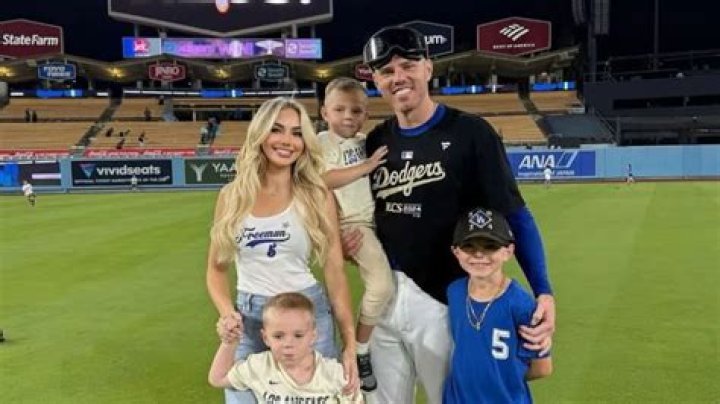 MLB: Meet Freddie Freeman Dad Fred And Mom Rosemary -Meet Him On Instagram