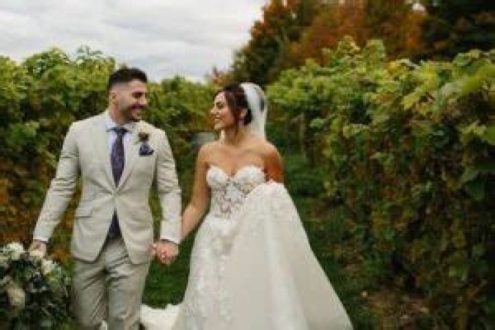 Nickmercs: Who Is Emumita Bonita? Twitch Streamer Girlfriend Turned Into Wife, Wedding Photos