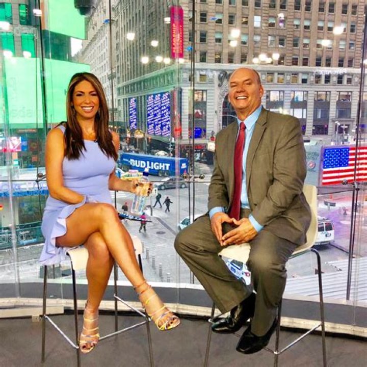 Nicole Petallides Net Worth: Know About Her Husband, Height and Age