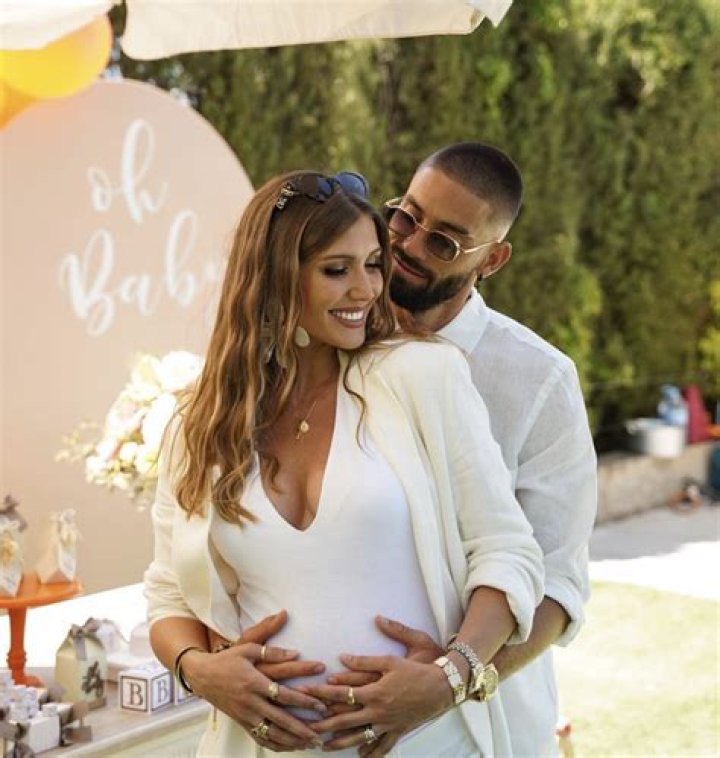 
Noemie Rosato | Yannick Ferreira Carrasco Wife Family 