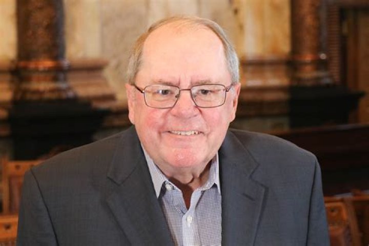 Olin Howland Net Worth