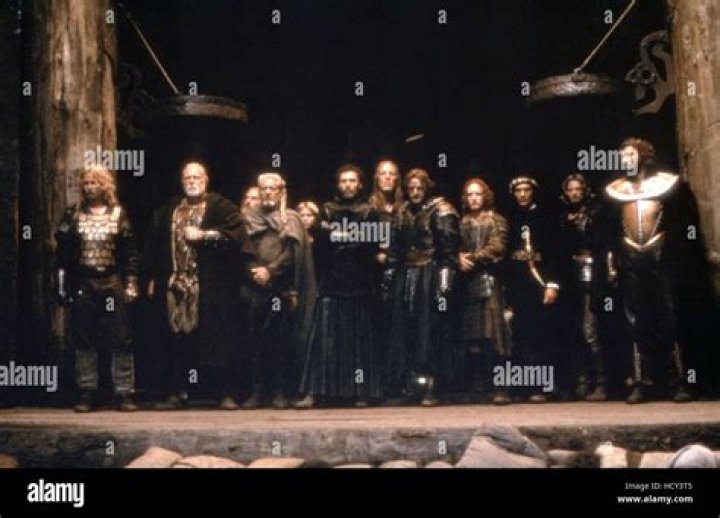 Oliver Sveinall Net Worth