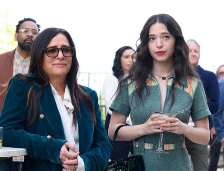 Pamela Adlon Dating, Divorce, Husband, Net Worth, Salary, Earnings, Children,